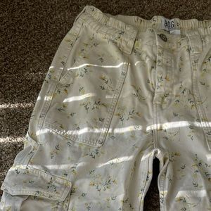 Used Urban Outfitters Jeans Flower Print